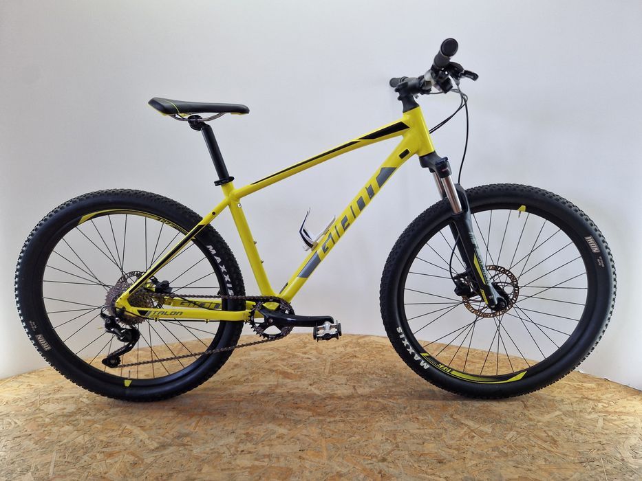 (43) Rower górski GIANT TALON kola 27,5 rozmiar M