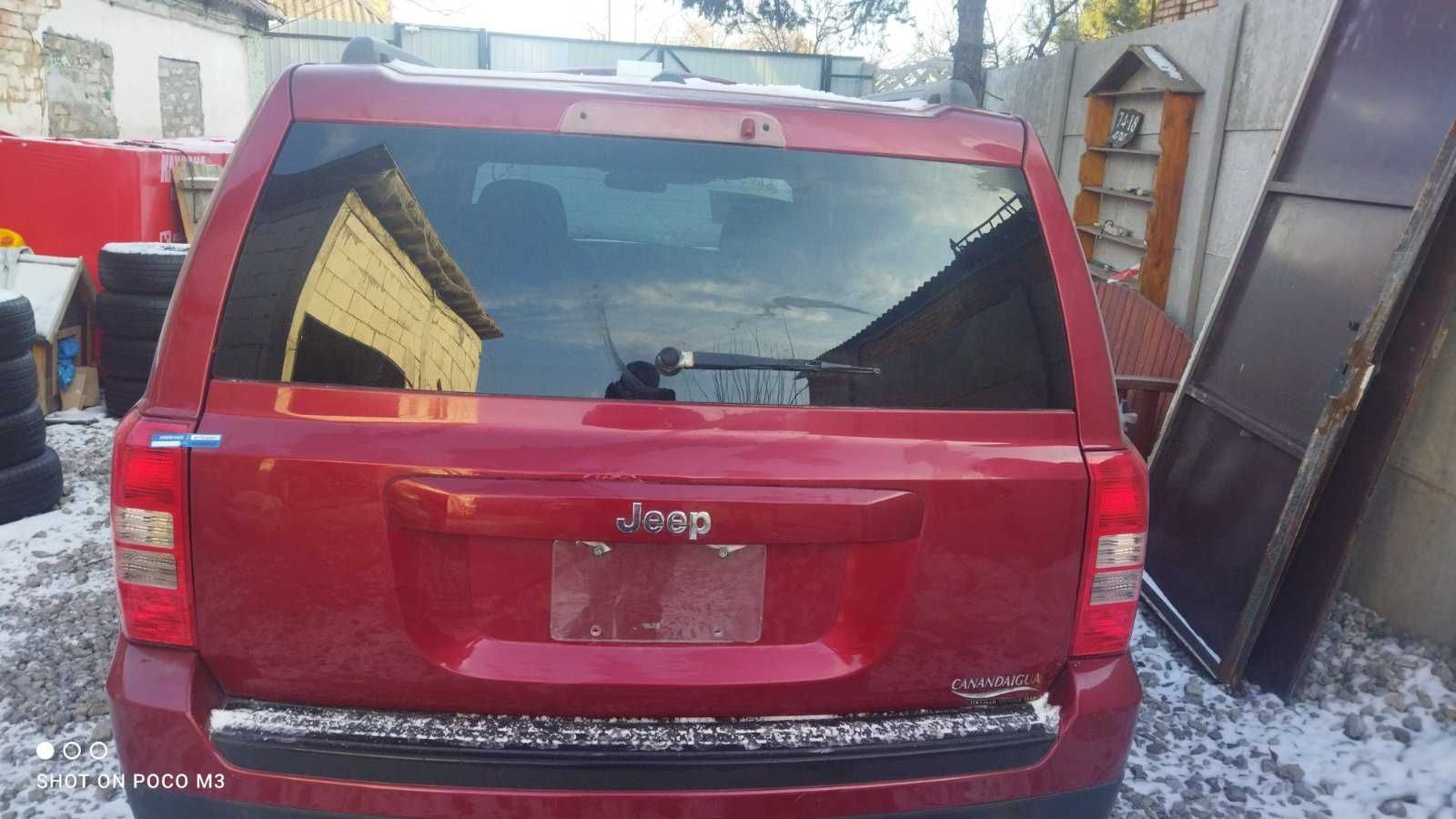 Дверь багажника Ляда Jeep Patriot Цвет: PRP  2011 2012 2013 2014 2015