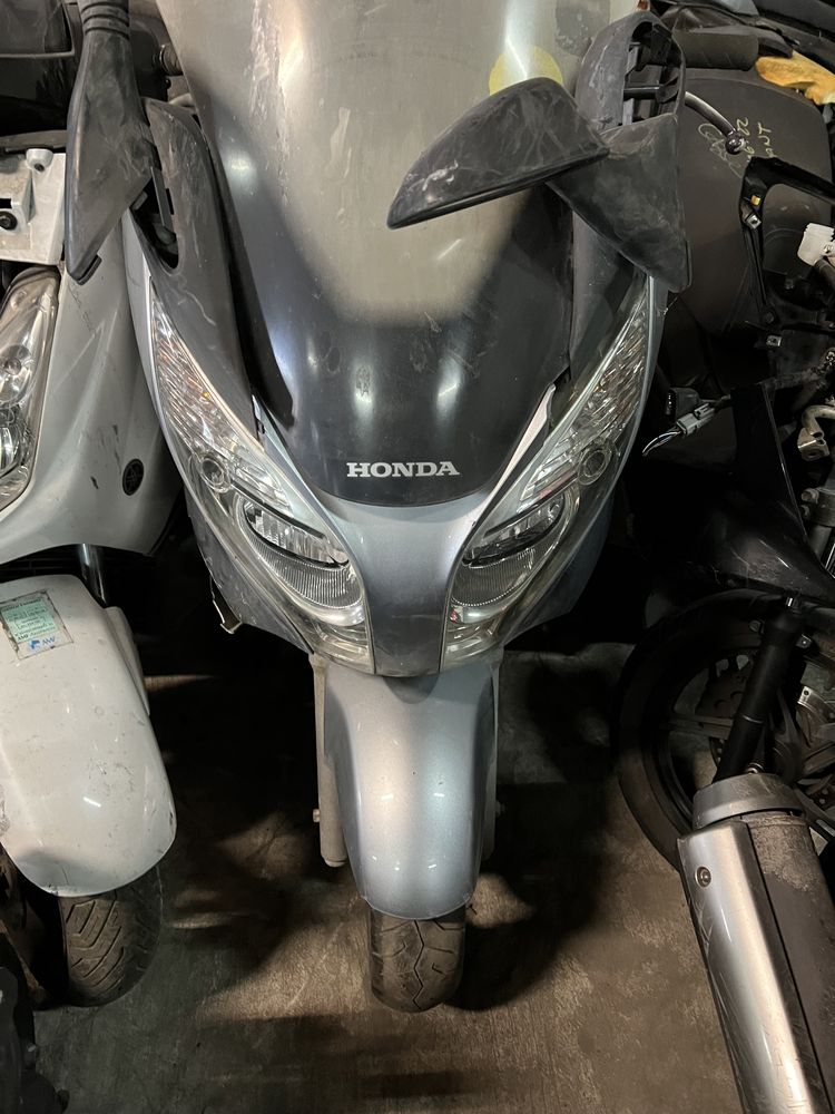 Honda swing 125 lampa przednia reflektor