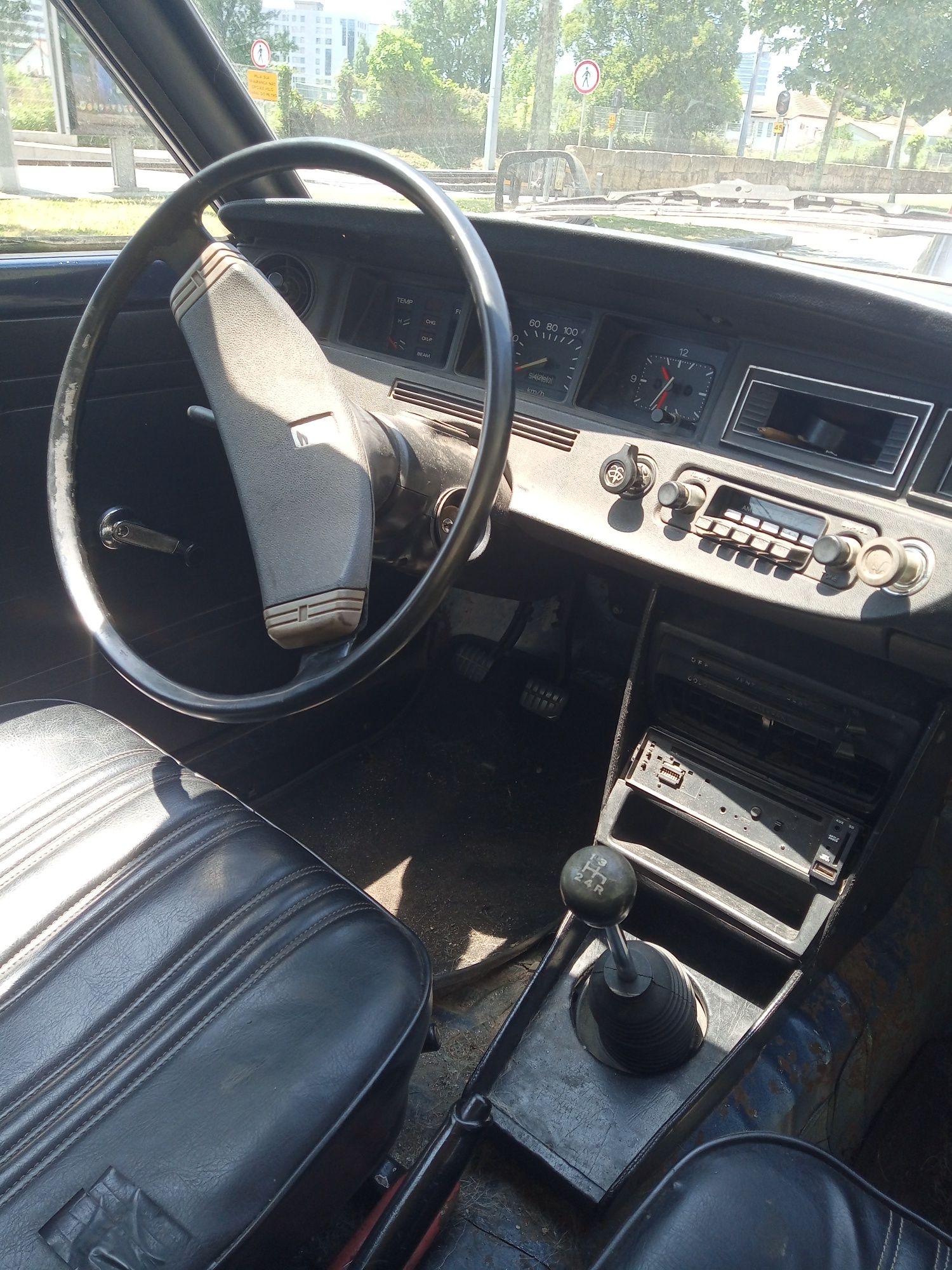Datsun 120y Van 1977, clássico carrinha