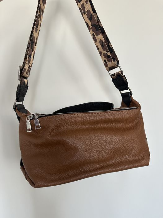 Сумка з широким ремінцем