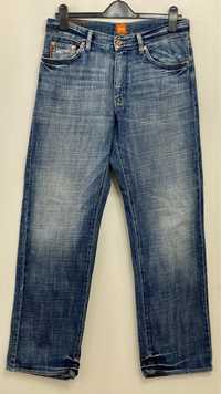 Hugo Boss jeansy