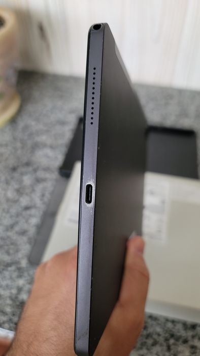 Планшет Acer ICONIA TAB P10