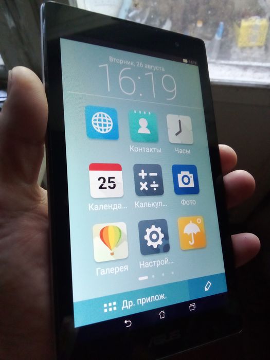 Планшет 65 в отл сост