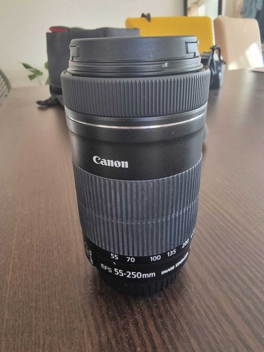 Objetiva Canon EF-S 55-250MM F/4-5.6 IS STM