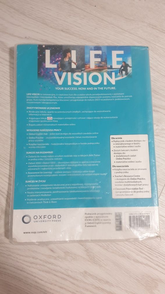 Podręcznik "LIFE VISION" jęz. angielski, w okładce foliowej, klasa 1