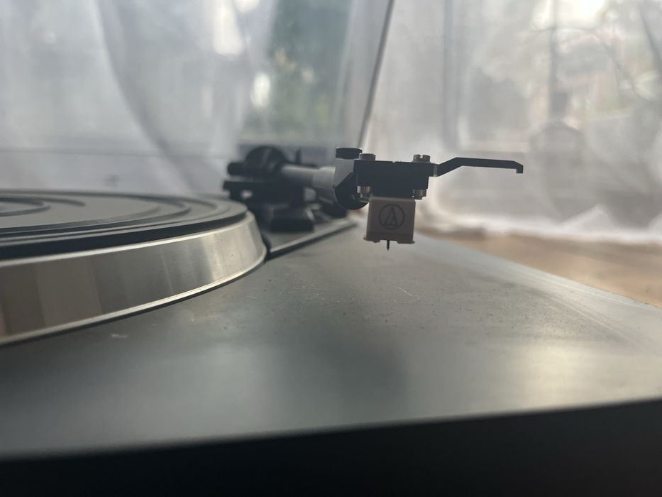 Gramofon Onkyo CP-1200A