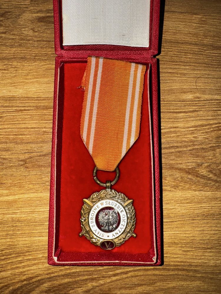 Brązowy medal siły zbrojne w służbie ojczyzny