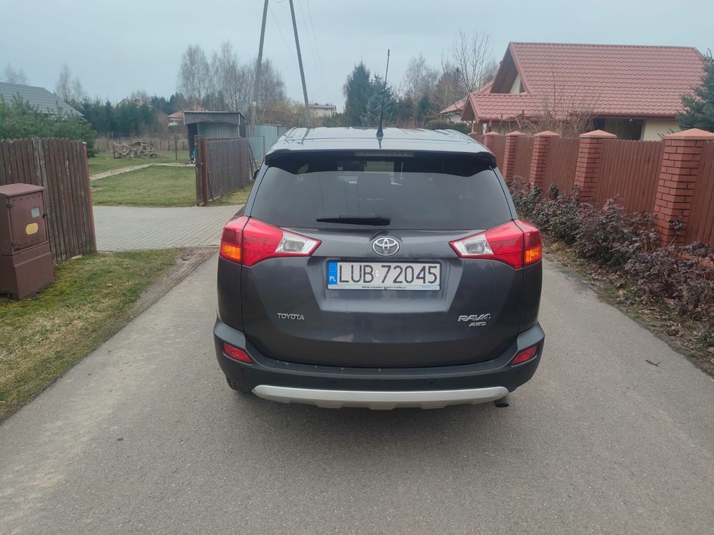 Sprzedam Toyota RAV 4, 2015r