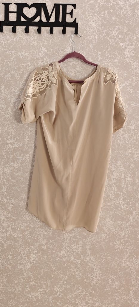 Sukienka jedwabna Massimo Dutti jedwab 100% kremowa mini koronkowa L