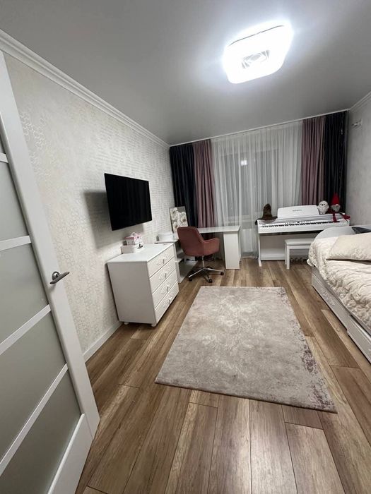 Продаж 3-кімн в НОВОБУДОВІ з ремонтом, меблі і техніка