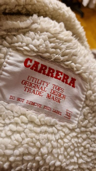 Продам утеплену джинсову куртку