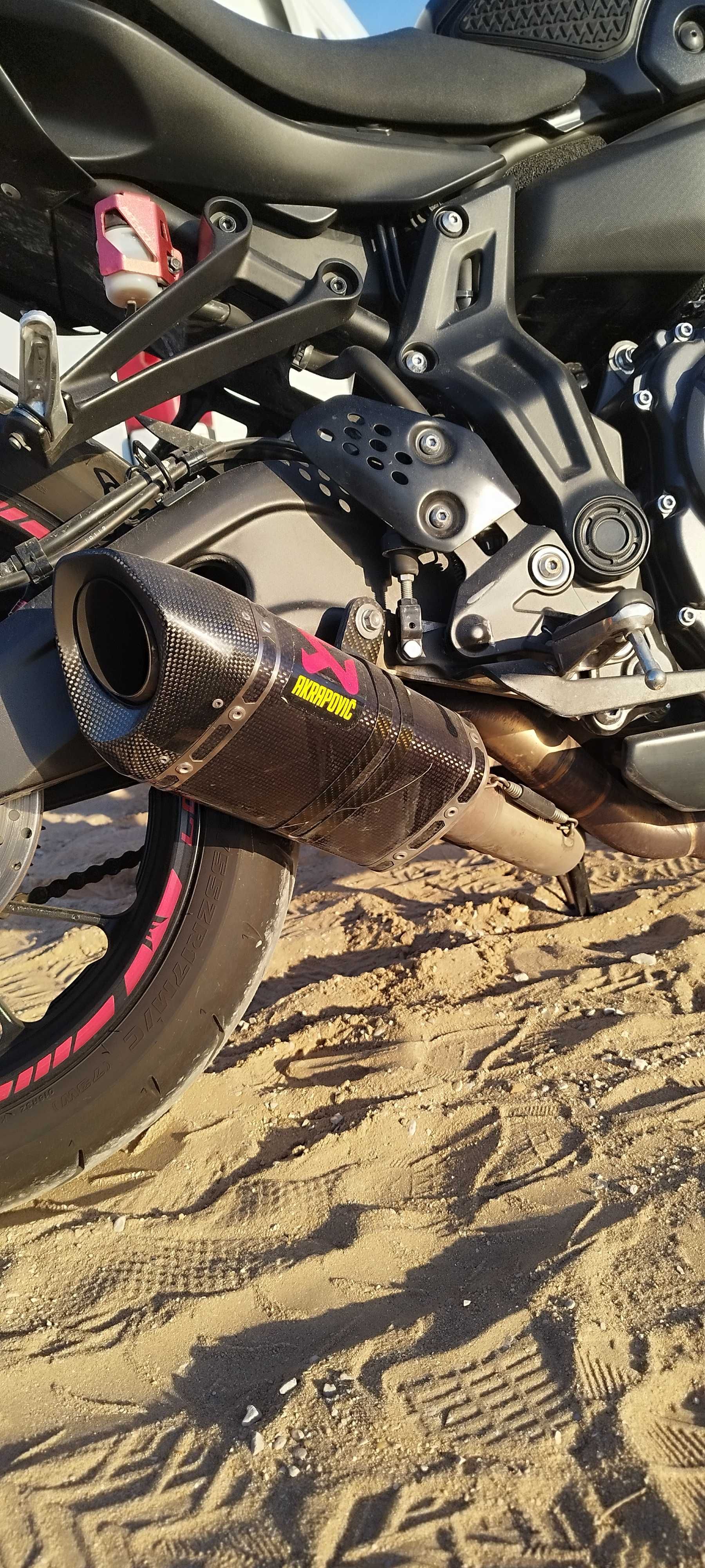 MT 07 - 2021 - 20k kms - Full Extras- OPORTUNIDADE