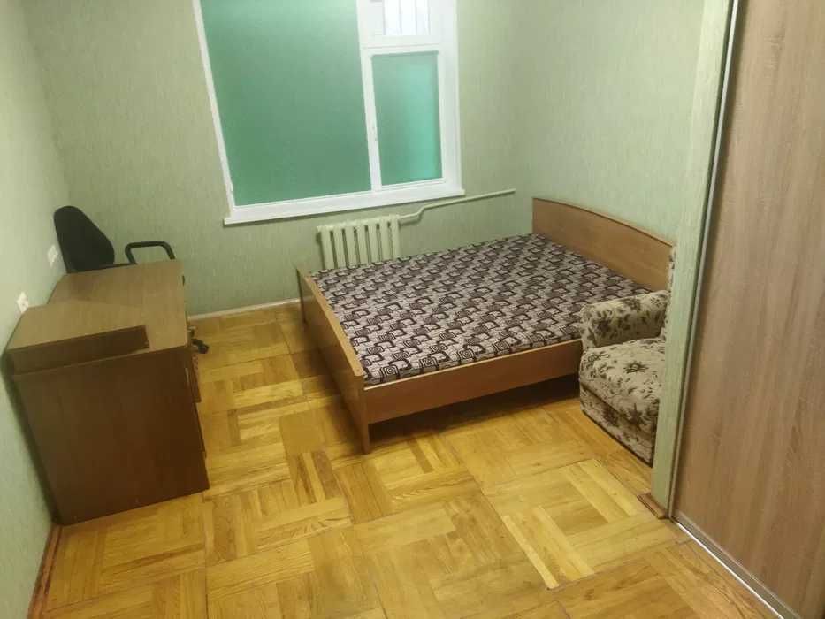 Оренда великої 2к квартири в Шевченківському районі