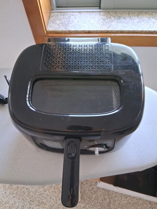 Fritadeira elétrica Hoffen