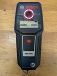 Bosch GMS 100M detektor metalu