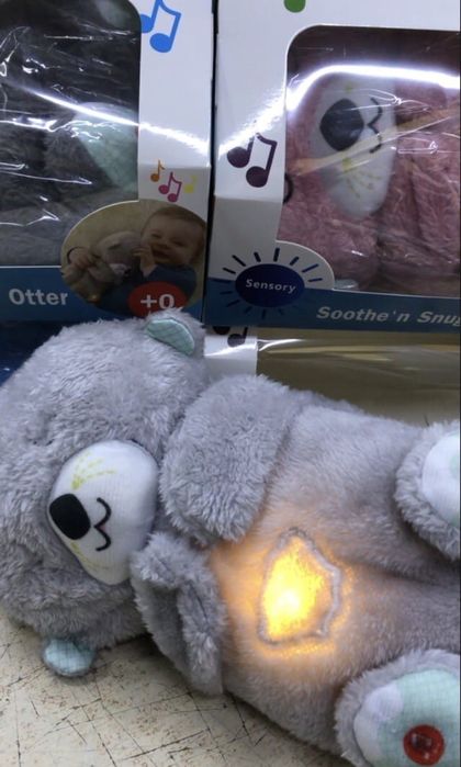 Мʼяка плюшева інтерактивна іграшка-нічник Дихаюча видра Выдра дышащая