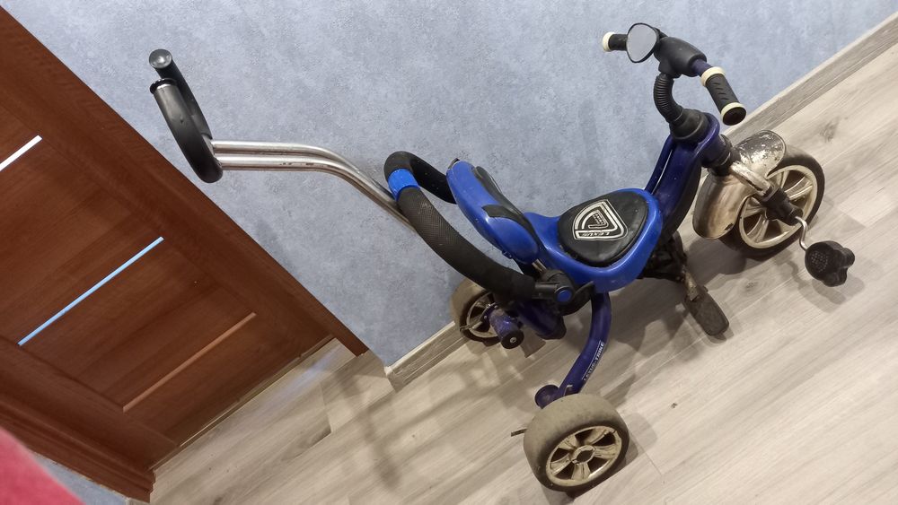 Трьохколісний Велосипед з батьківською ручкою+машинка велика в подарун