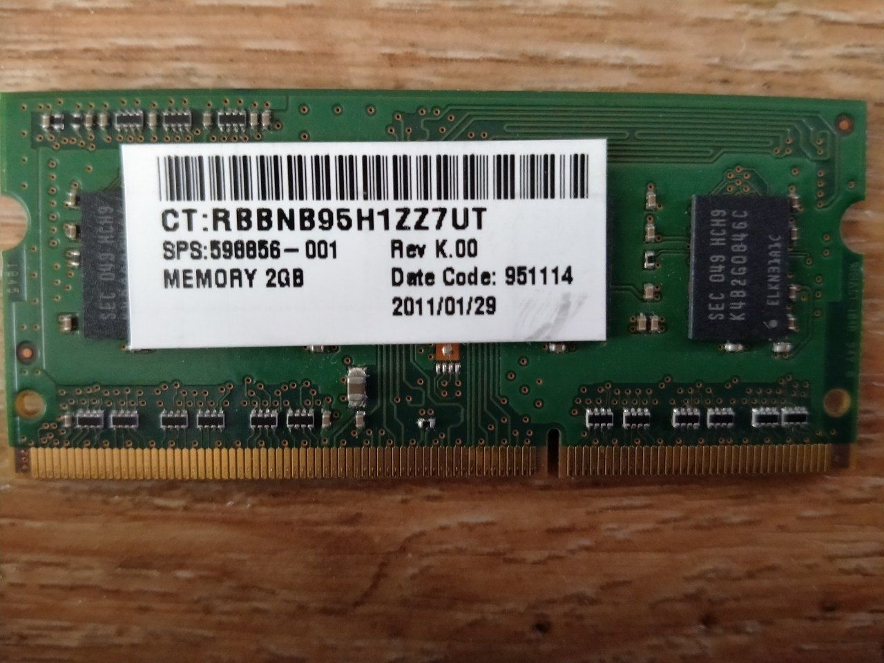 Пам'ять DDR3 2 Gb Samsung