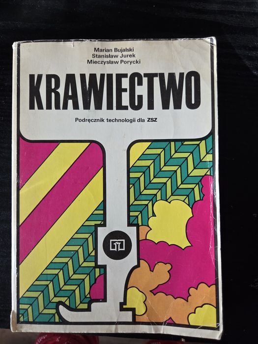 Krawiectwo M.Bujalski Podręcznik  technologii  ZSZ