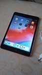 Планшет Ipad mini 3 в хорошем состоянии