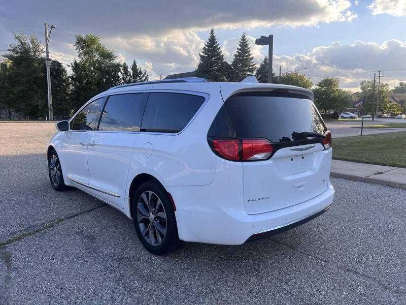 2017 Chrysler Pacifica