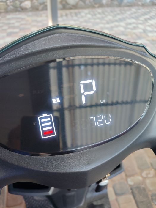 Maxxter Neos 3 , електроскутер / обмін на гараж Жадова