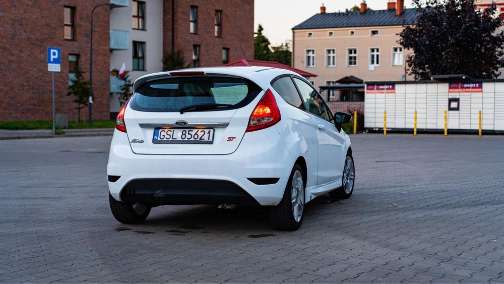 Ford fiesta st line 1.6d dwa konplety opon klima