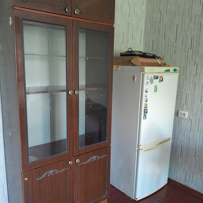 Здам 2 кімнати у гуртожитку на Площі Польовій р - н Фонтану