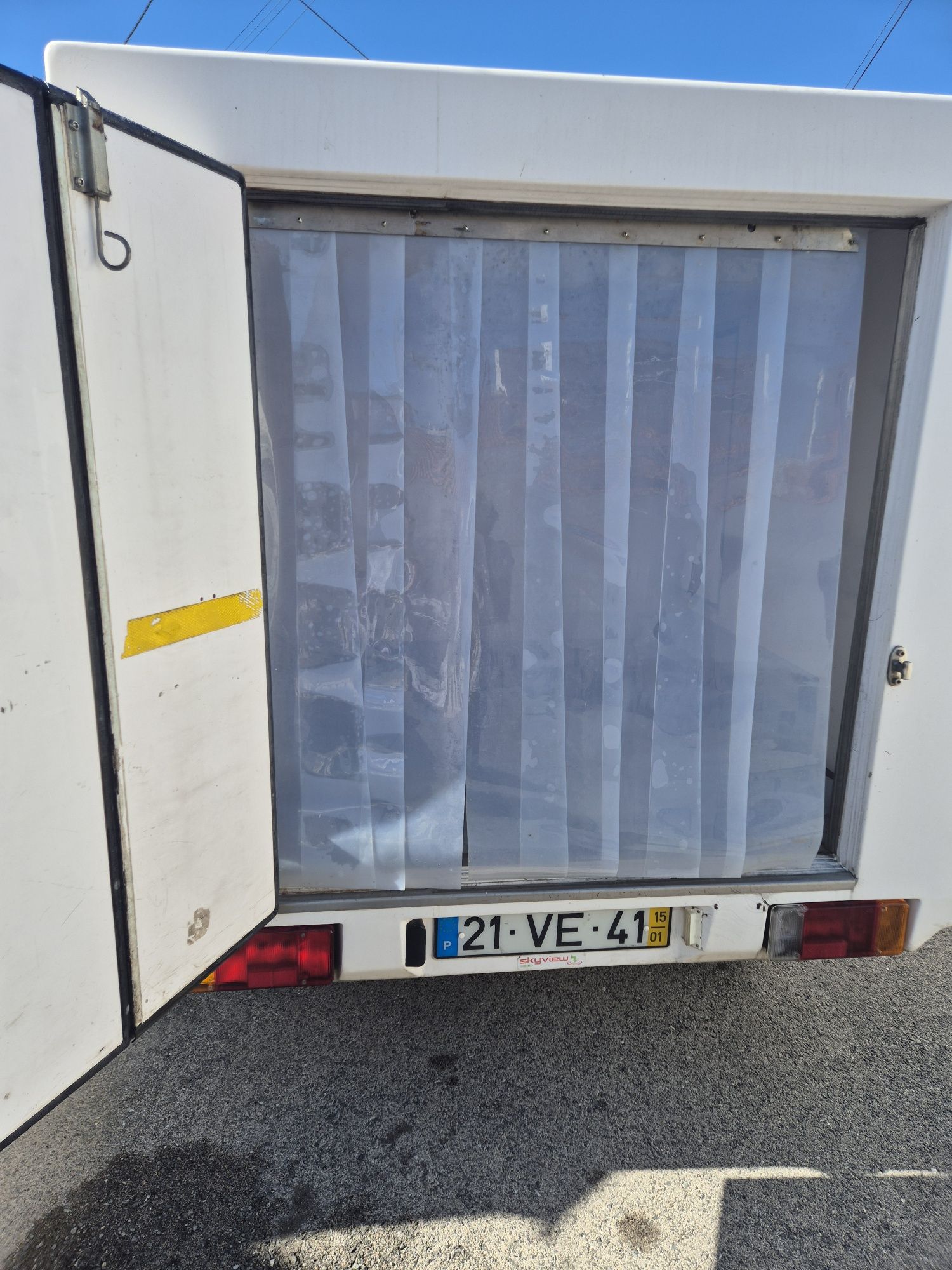 Partner 110 cv Frio - 18 com parque 220 V