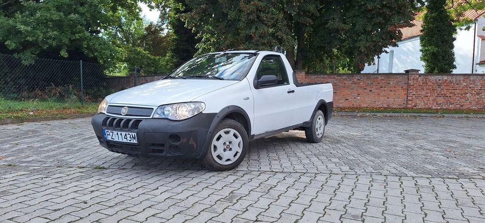 Fiat Strada Fiat Strada 1.3 diesel salon PL Pickup