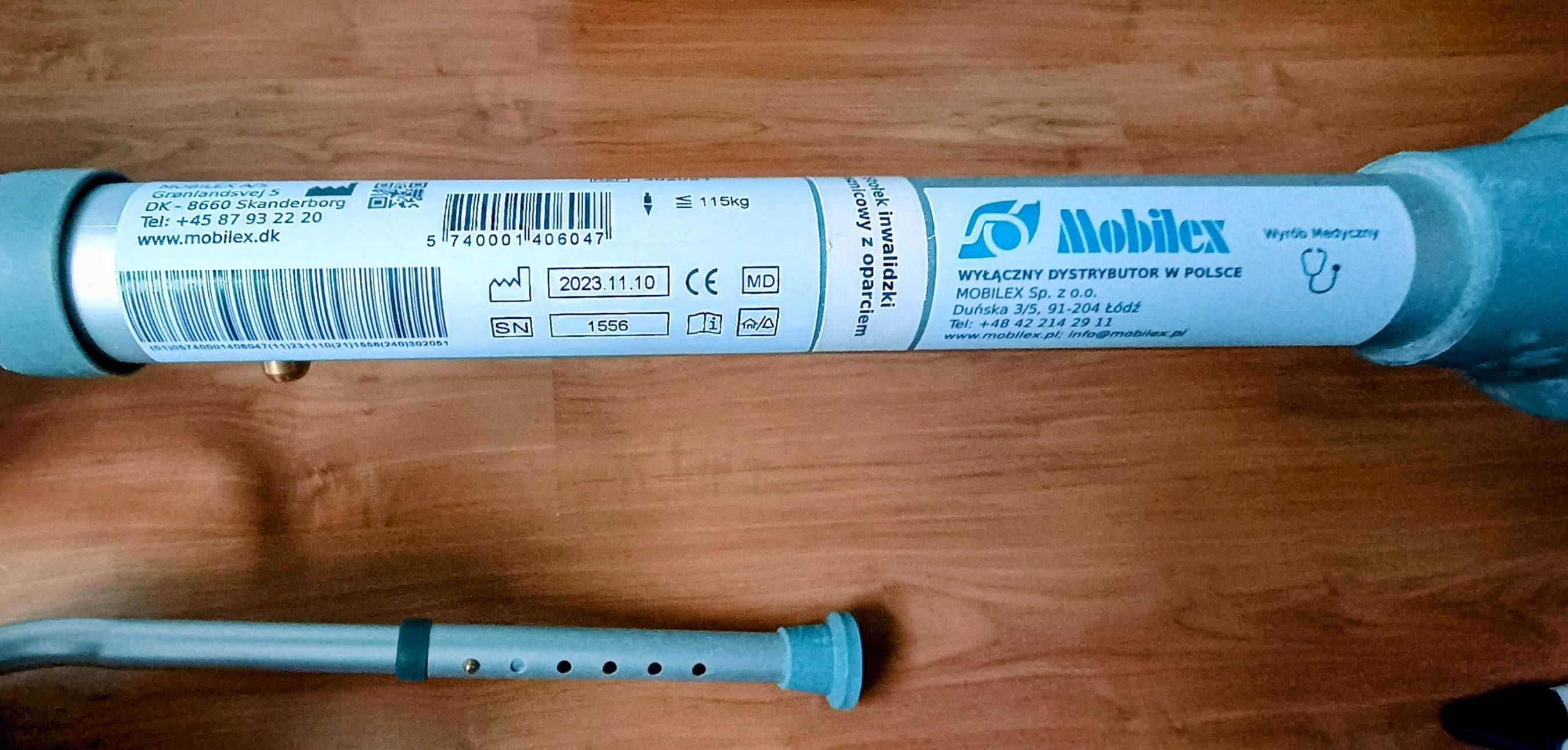Stołek/krzesło podprysznicowy inwalidzki z oparciem Mobilex