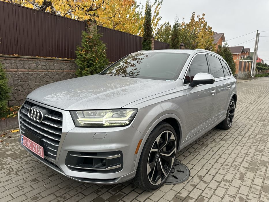 Ауді Q7 2019 р 3.0 бенз