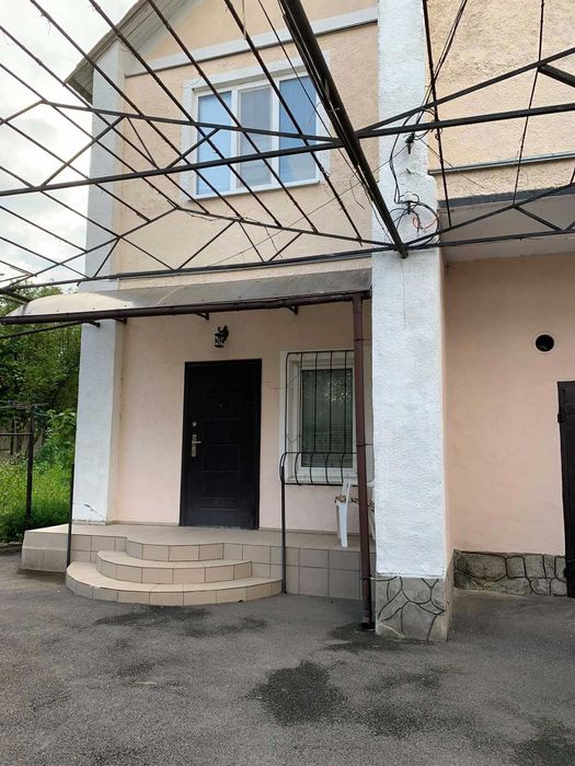 Продам будинок.Р-он вулиці Довженка