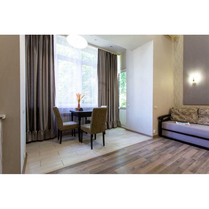 Квартира подобово біля метро Ярослава Мудрого ( Пушкінська)