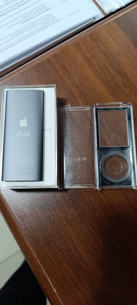Apple iPod nano (4th Gen) 8 Gb