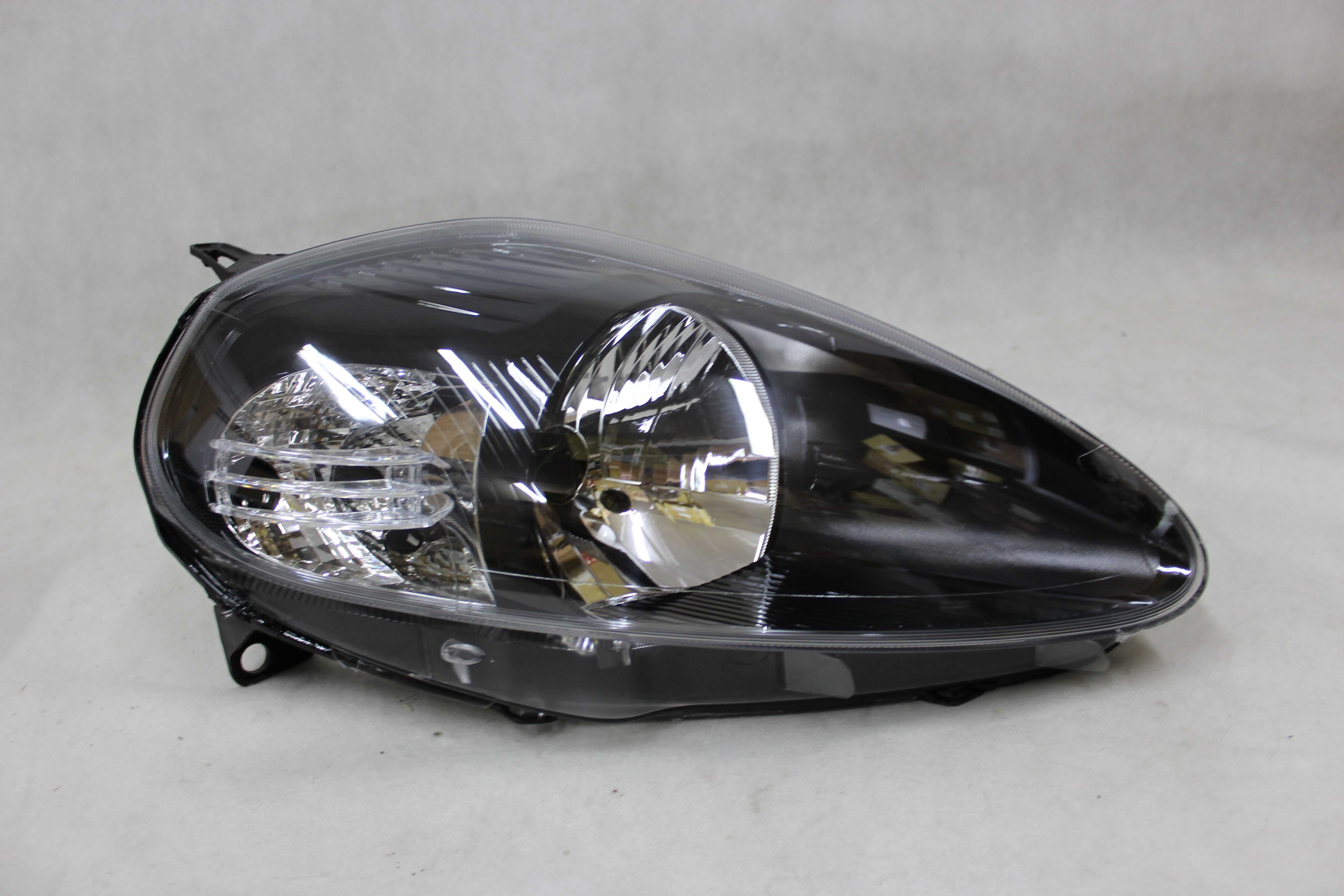 Lampa prawa reflektor przedni przód FIAT GRANDE PUNTO 05-09 Czarna !