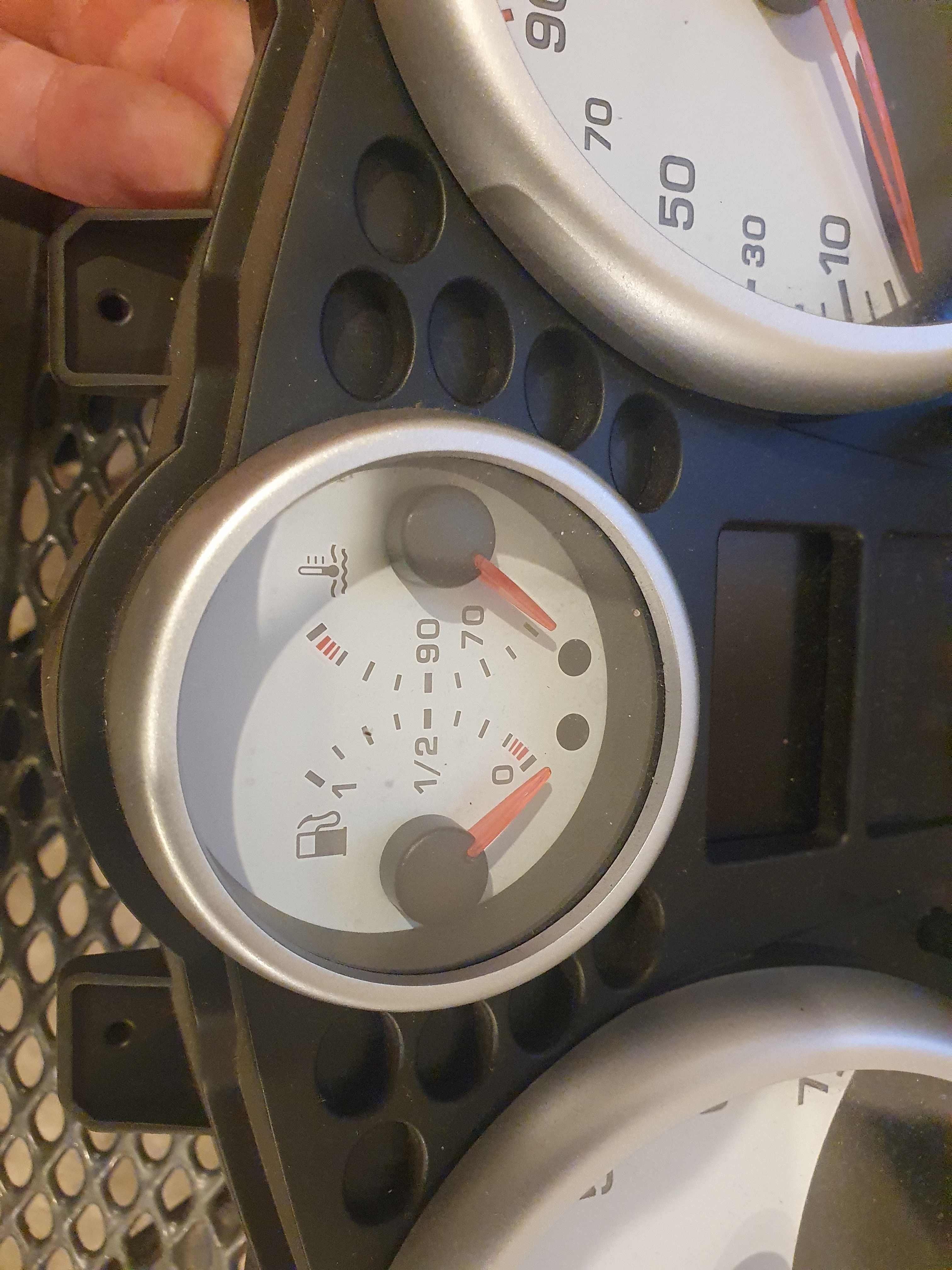 Zegary liczniki Peugeot 206+ plus 1.1 benzyna europa sprawne