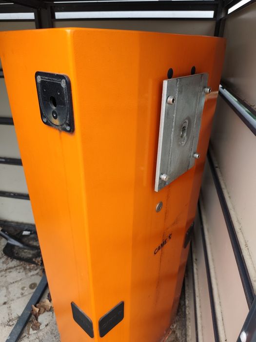 Szlaban Came uszkodzony