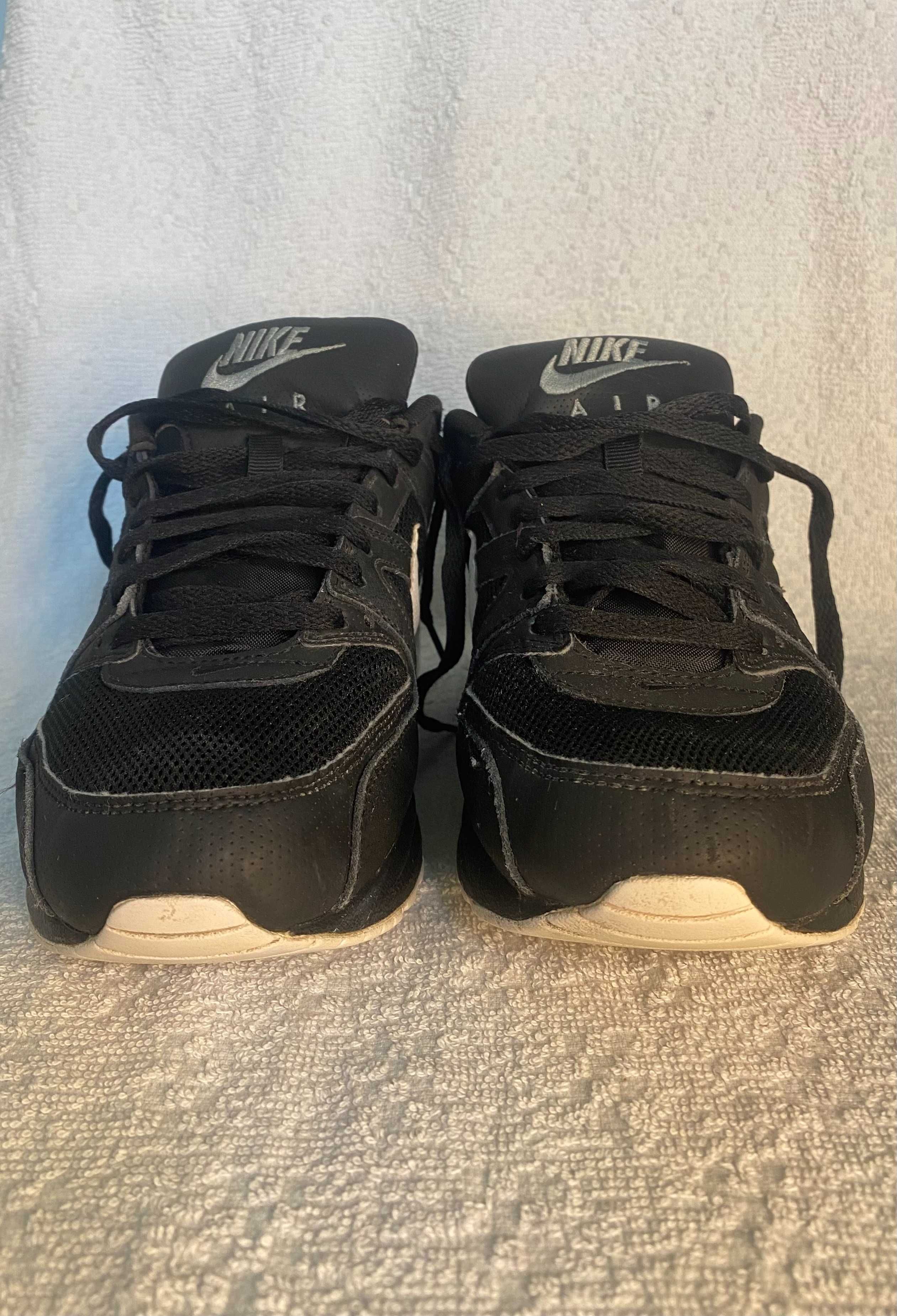 Nike Air Max Command