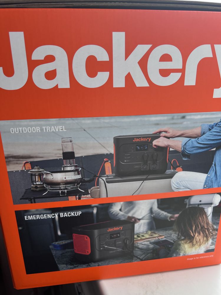 Зарядна станція Jackery 1000 pro