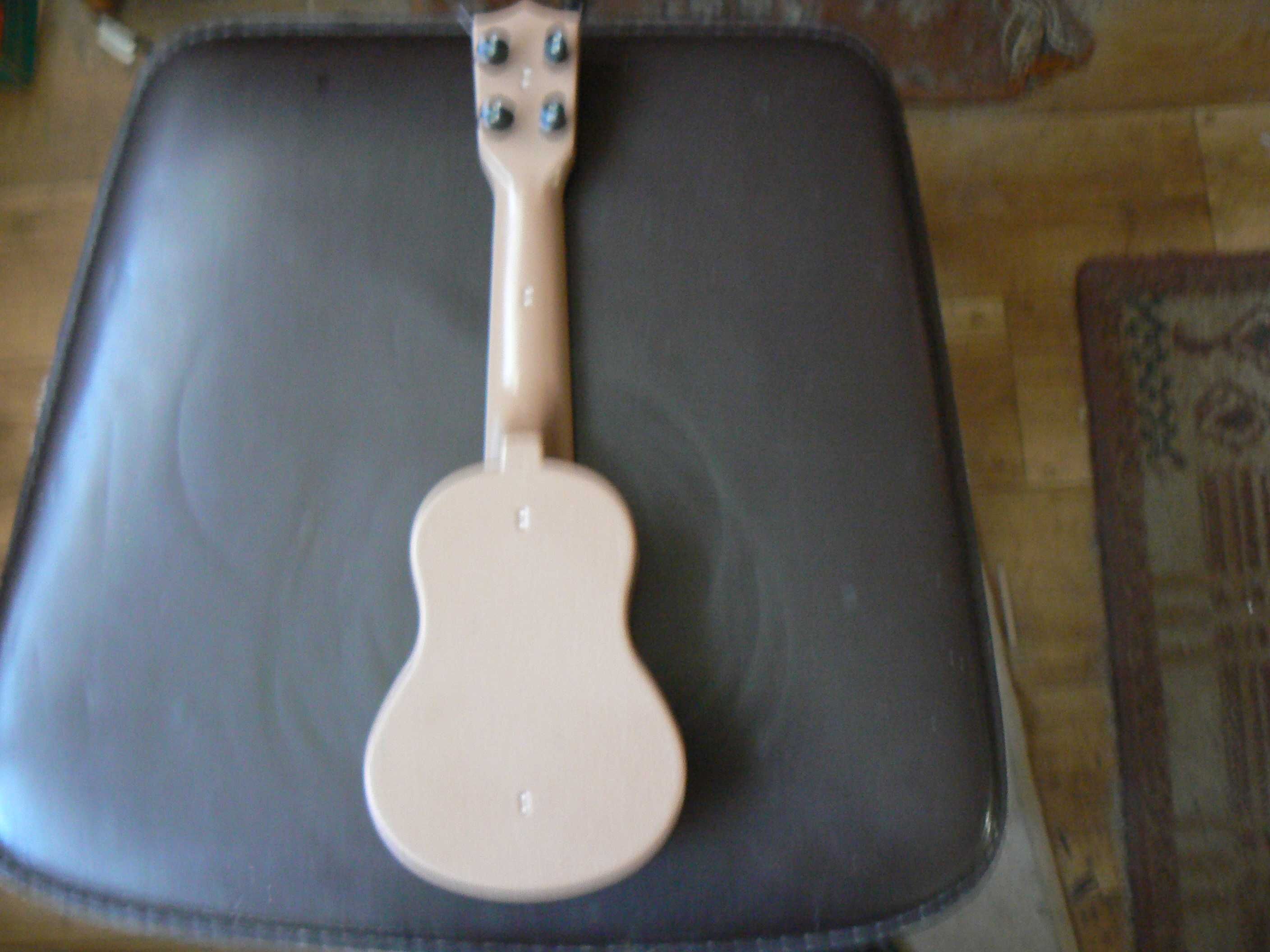 Gitara dla dziecka nowa