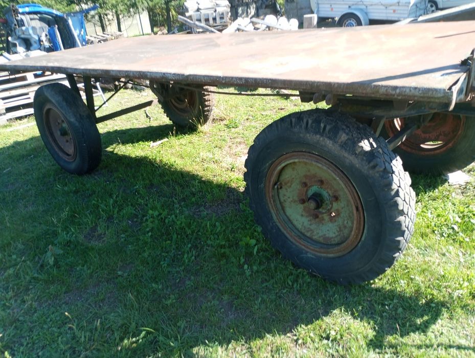 Przyczepa platforma 1.85x4 rolnicza podloga podwozie do slomy bel