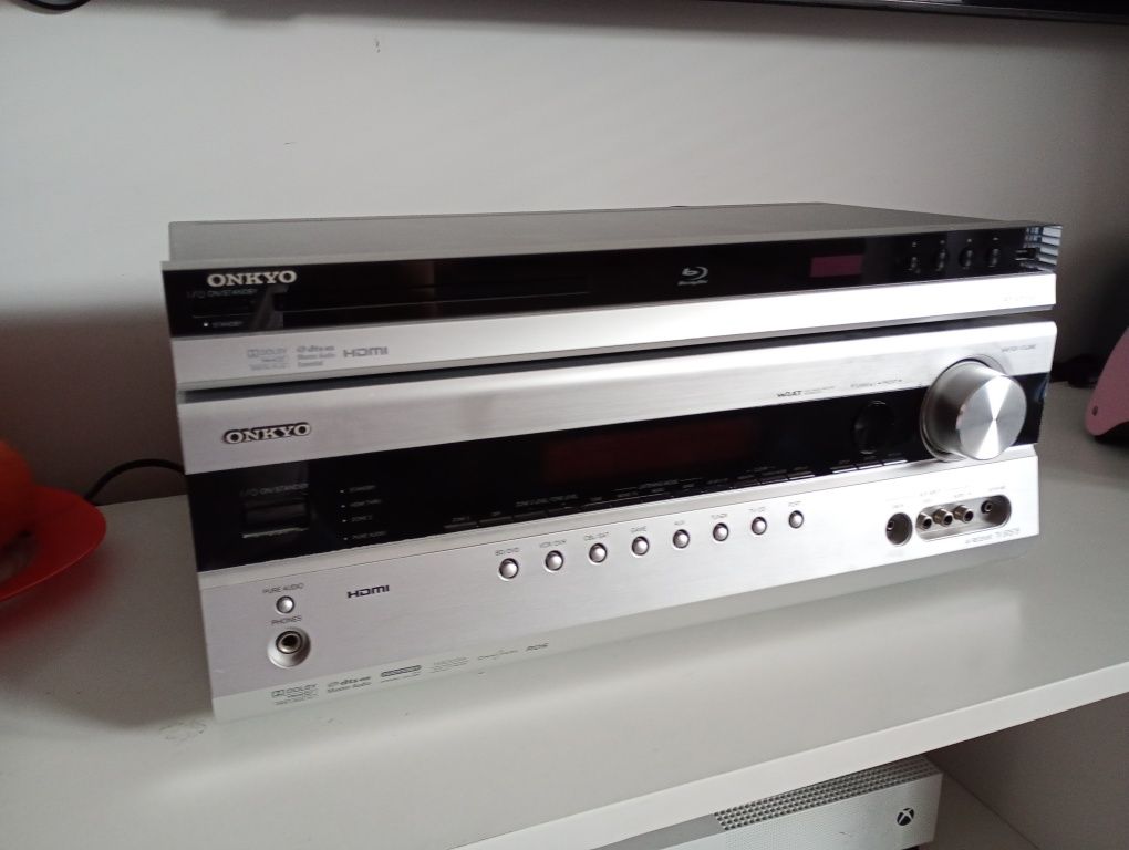 Amplituner ONKYO TX-SR578 450W z odtwarzaczem CD/DVD