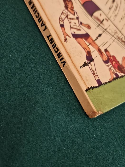 Vicent Larcher Futrbol e minissaiad Livraria Bertrand raro