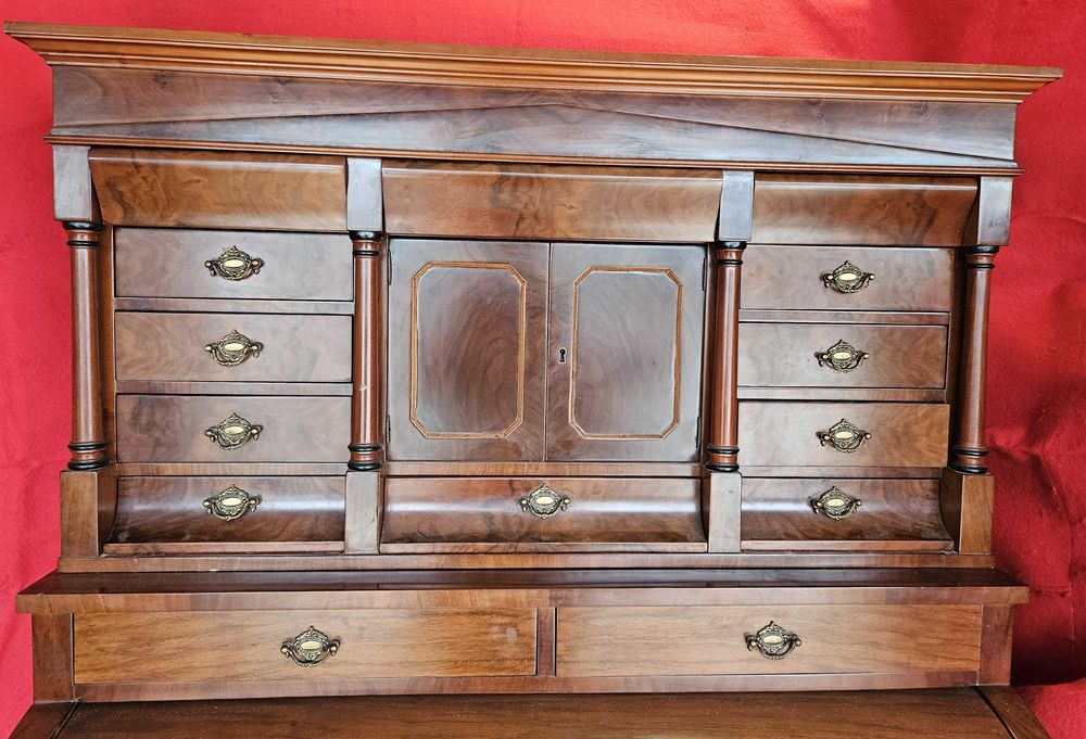 Escravaninha inglesa