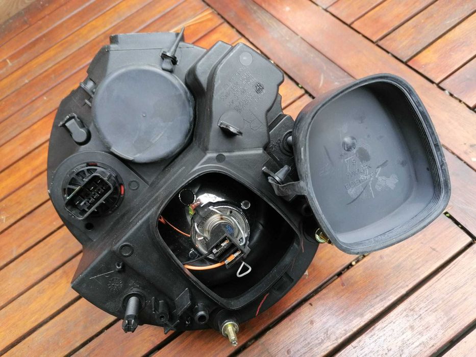 MINI Cooper R50 R53 prawy reflektor lampa oryginał