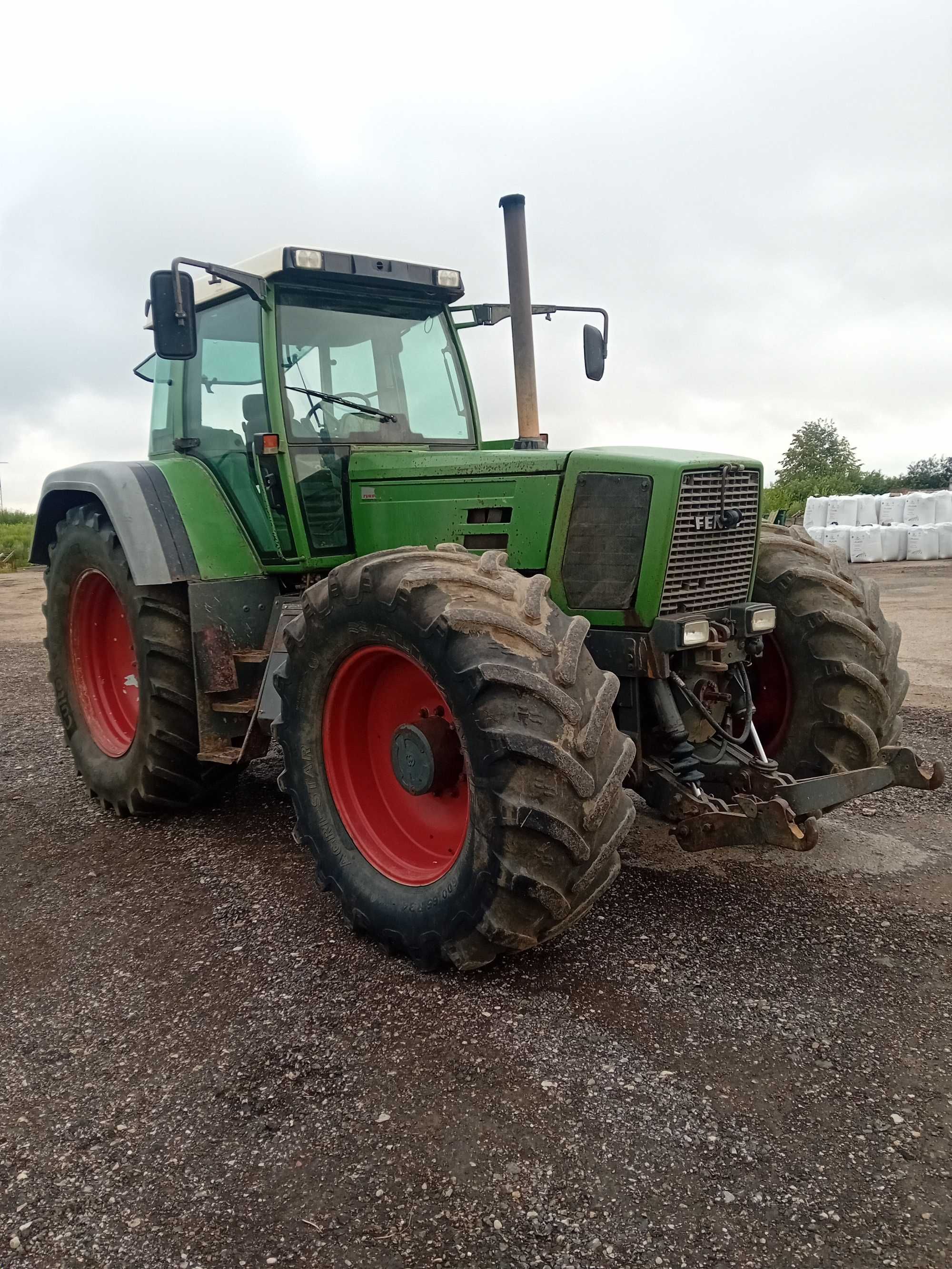Fendt 824 Favorit pneumatyka tuz wom opony 70 %sprzedaż prywatnaBrutto