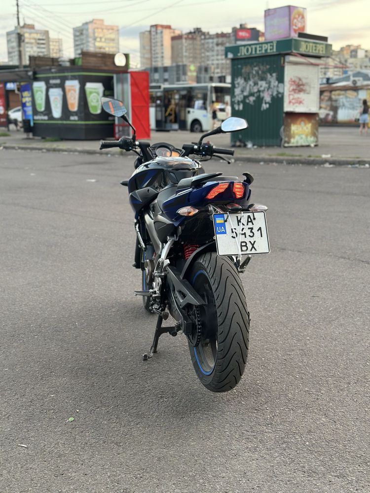 Bajaj Pulsar NS200