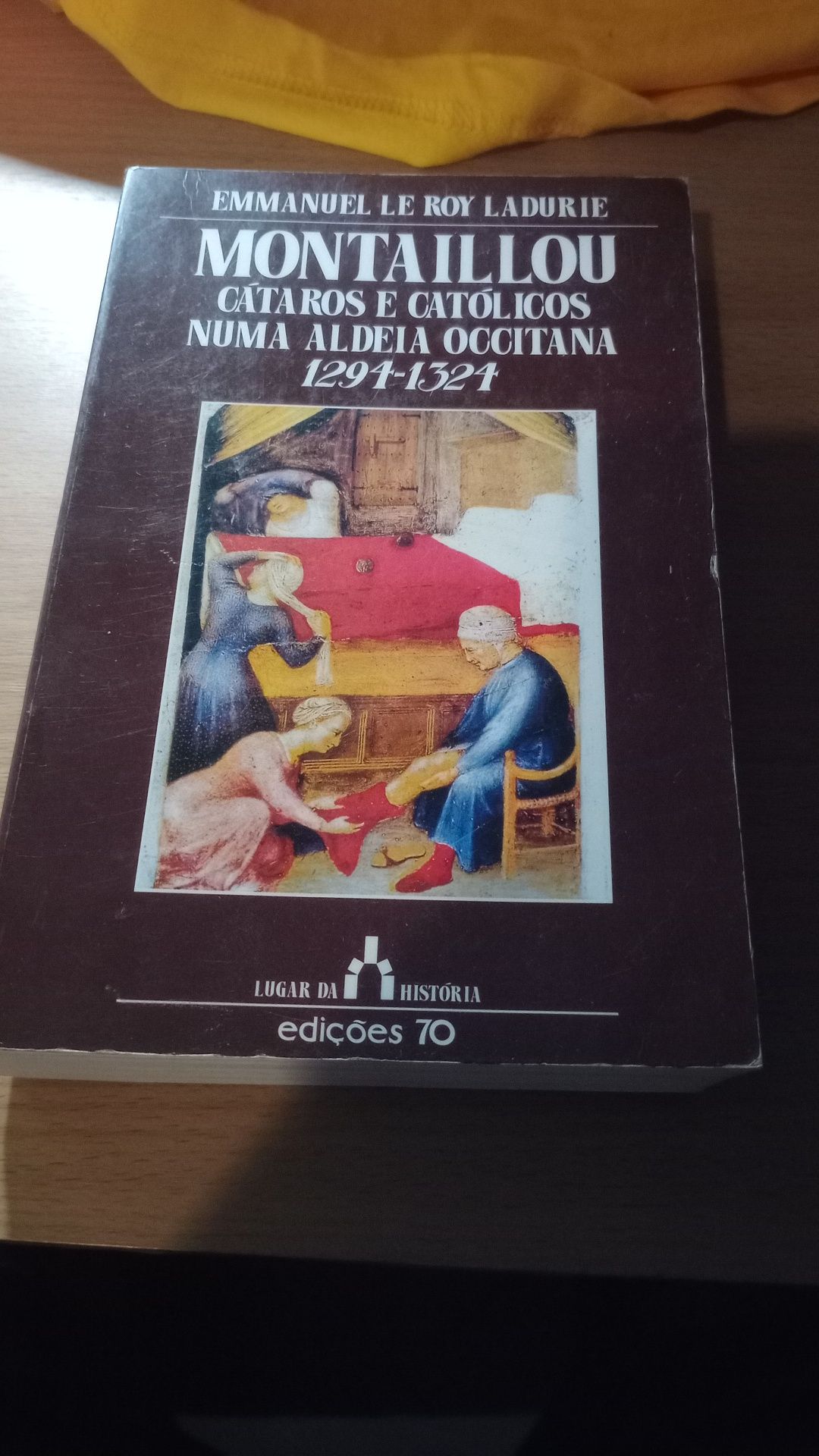 Livro antigo história